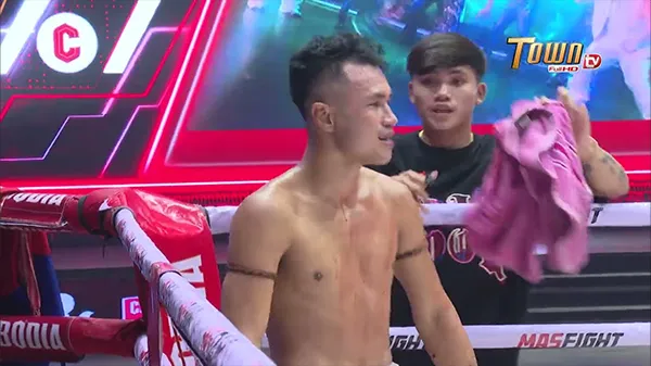 Kun Khmer VS マエウン・メイケア